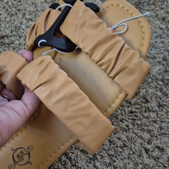 Tan Women's Double Strap Faux Leather Sandals sz 9 - Picture 5 of 8